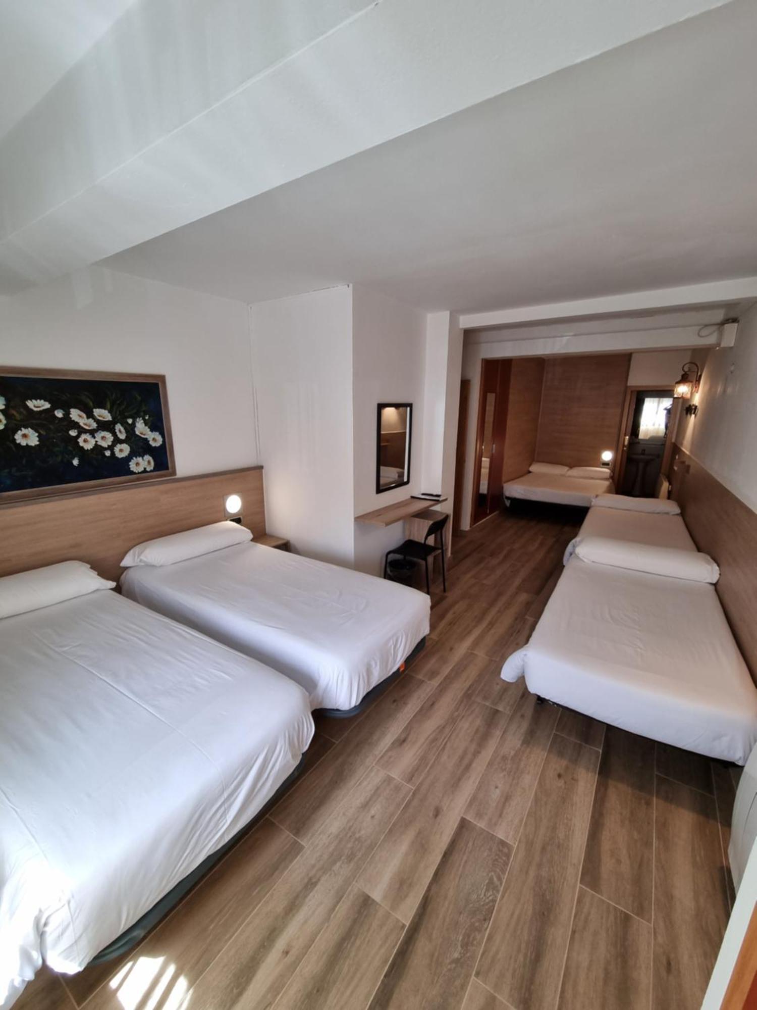 Hotel Avanti 파스데라까사 외부 사진