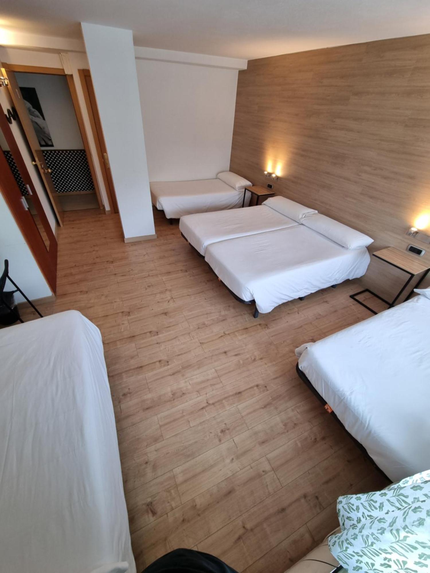 Hotel Avanti 파스데라까사 외부 사진
