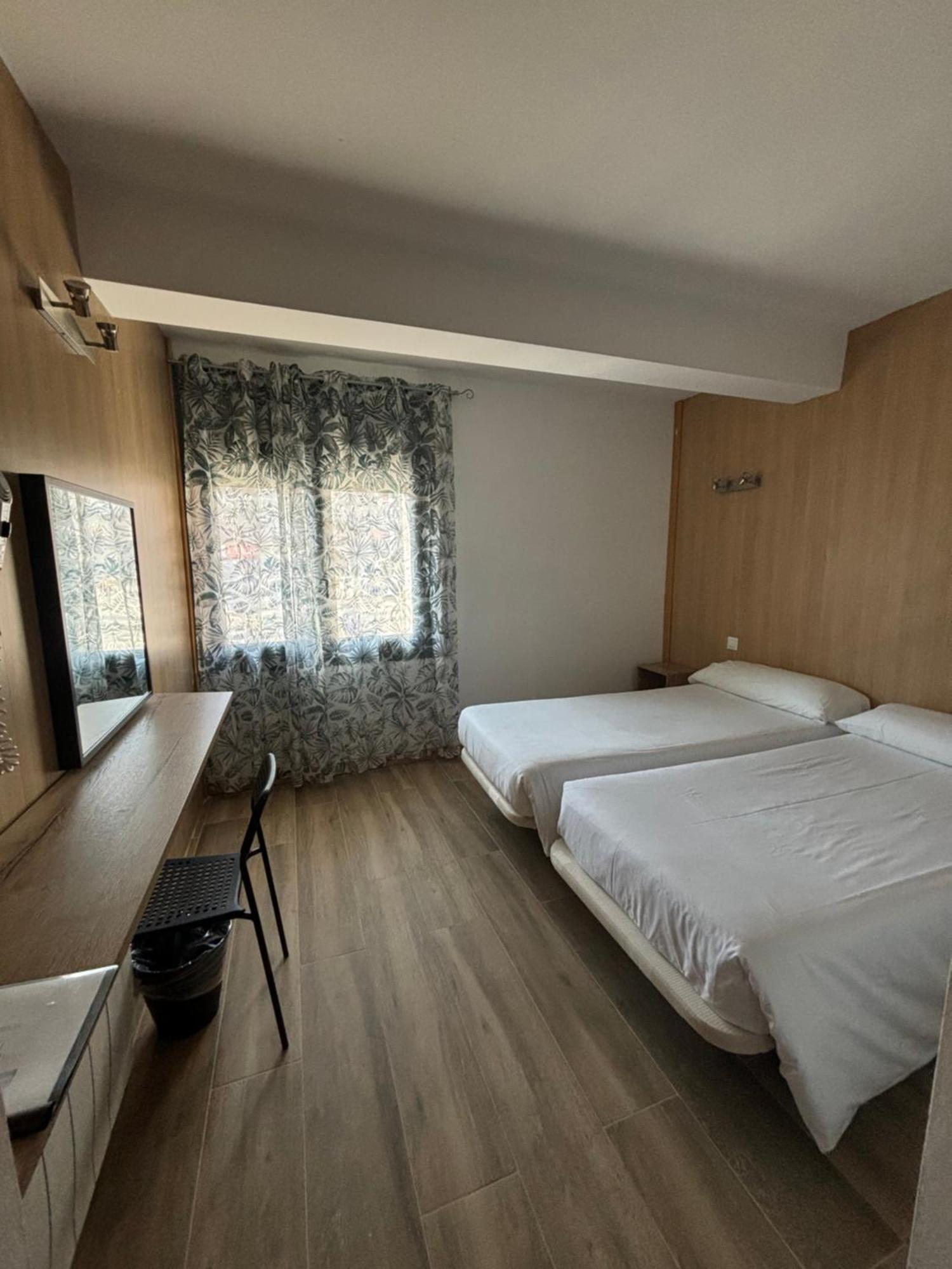 Hotel Avanti 파스데라까사 외부 사진